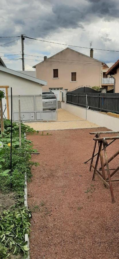 Maison Ville Agreable Riorges Exterior foto